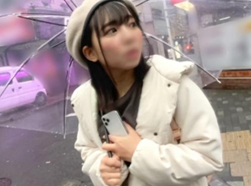 個人撮影・生ハメはめ撮り！低身長で童顔「しのちゃん 20歳」が初めての個人撮影会で、すけべオジサンの餌食に！