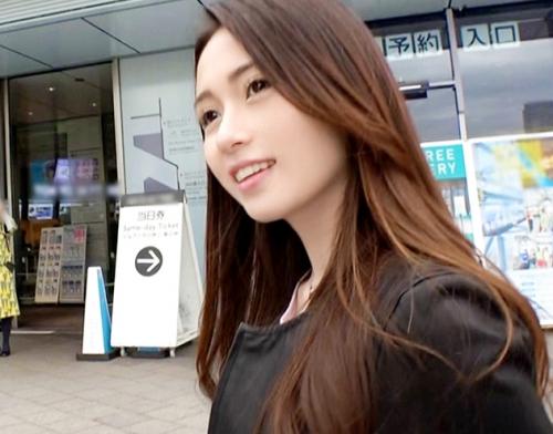 背徳中出し性交！外資系企業に勤める、帰国子女の「れおな 23歳 独身」既婚男性と愛人関係！