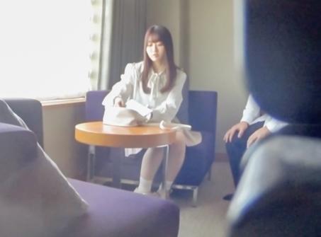 パパ活女子大生・無許可中出し！気軽なノリでパパ活している「あおいちゃん・19歳」とマッチング、お手当アップ作戦で…