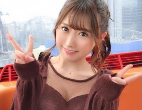 美巨乳美人看護学生と中年オジサンのハメ撮り映像！オジサンの手マンで潮吹きスプラッシュ！