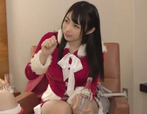 クリスマスにサンタ美女ナンパ！インタビューと称し、温かい部屋に美女二人組を連れ込む「いずみさん 22歳 看護師」