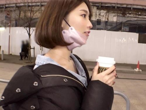 新橋でインタビュー形式でナンパ開始！快く応じてくれた、安藤○姫と眞鍋か○りを足して２で割ったような美人「れいな 20歳」