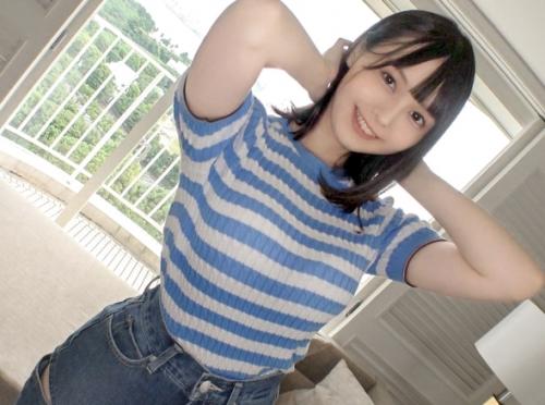 Ｆカップ美巨乳、スタイル抜群、テーマーパークで働く「ひまりさん 24歳」がＡＶ体験撮影！