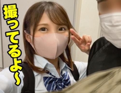 ザーメンごっくん！吉○里帆似のなっちゃんはオジサンが好き、キツネさんコスでハメ撮り性交！