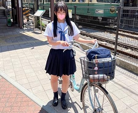 黒髪清楚系美少女中出し・個人撮影！顔を撮られるのは抵抗があったようですが、なんとか言いくるめ撮影できました！