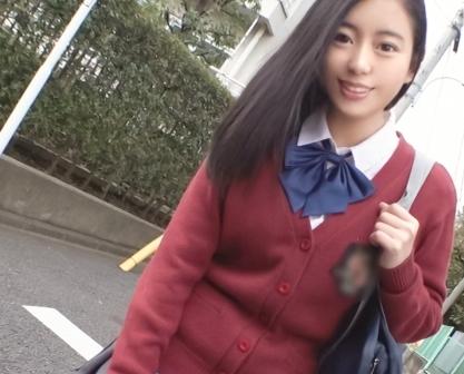 制服ＪＫ中出しＳＥＸ！ハーフ美少女の、ニーハイを履いたムチムチな太ももが堪らない！