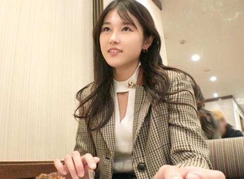 潮吹きスプラッシュ・三ヵ国語を話せるトリリンガル美女がＡＶ体験撮影！「ももちゃん 21歳 美容師」は潮吹き体質だった！