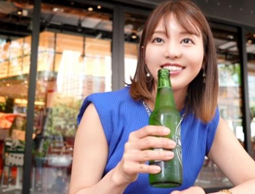 人妻浮気セックスハメ撮り！学生時代の同級生同士が不倫デート、ホテルに入り生ハメハメ撮り！