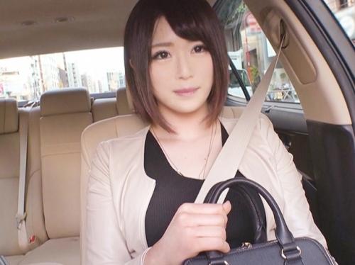 不倫中出し性交！長身巨乳美女「ほのか25歳独身」は既婚男性と背徳的な関係！