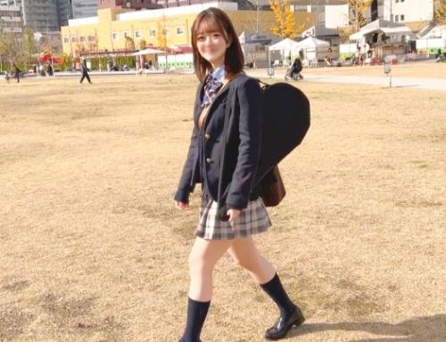 色白美尻ＪＫハメ撮り！部活終わりの「リコちゃん」デートの後に、ホテルで手錠に首輪付きのエロビキニを着てもらい性交！