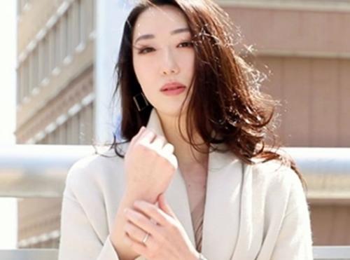 全国エロ人妻・出張ハメ撮り！清楚で上品な雰囲気の若奥様「なぎささん27歳」はデカチンが好き！