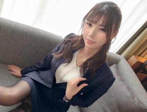 新宿で番組のフリして声をかけた、美人ＯＬ「竹内さん 27歳」にカバンの中を見せてくださいとお願いしたら、エロ～い下着が