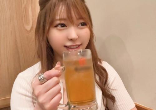 超人気のインフルエンサーとハメ撮り！大きなおっぱいの「ララちゃん 女子大生」と呑みからホテイン！