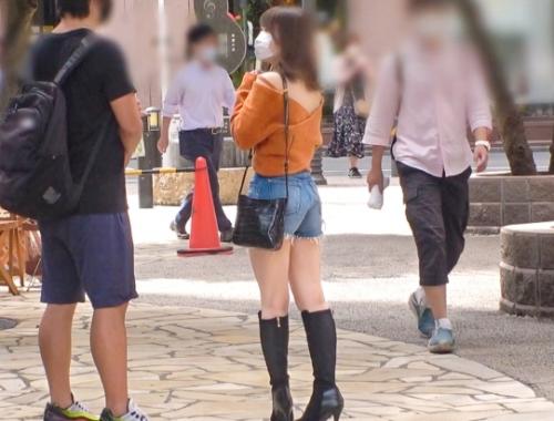 「YOUは何しに池袋へ？」と某番組風にナンパ開始！色白でスレンダー美脚の「みつきちゃん 21歳」を捕獲！
