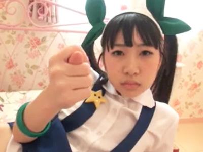 頭の弱い美少女レイヤーとハメ撮り！パイパンマンコに勝手に種付けｗ