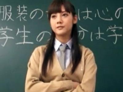 正義感の強さが仇となり虐めのターゲットになった風紀委員長がイラマ奴隷に‥