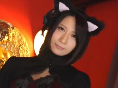 堀〇真希似のガチ美少女が猫耳コスでアクメ顔披露