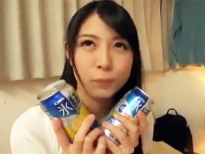 ベロンベロンに酔っ払った美少女JDを自宅に連れ込み生ハメ成功ｗ