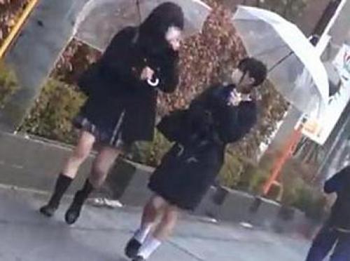 『うぐぅ…もうやめて』【JK】最低レイプ魔に嫌がっているのに巨根ペニスを挿し込まれた女子！《レ●プ》