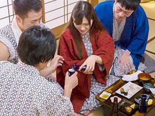 『あうぅ、そんなにかき混ぜないでぇ！』【人妻】最低レイプ魔にマラで鬼ピスされて肉人形されたおばさん！《強姦》