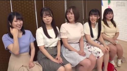美人女子大生が友達同士でガチンコゲーム！負けたら即ハメハメ！