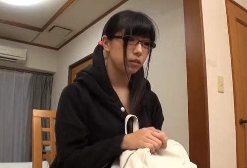 二次元にしか興味が無いこの娘が流れで死ぬほどイかされるｗ