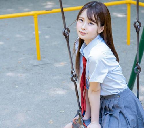 まだまだあどけなさの残る制服JKを脱がせて大人の生ハメ妊娠覚悟の中出しSEX！