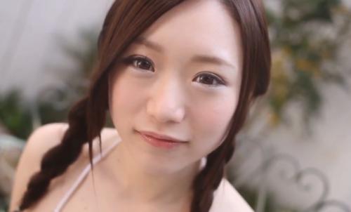 小ぶりなおっぱいの妹系美少女がドッキリチ〇コで喘ぎ声が漏れ出すｗ