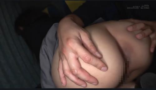 夜行バス強硬レイプ！女子高生をハメハメされて行きまくる制服女子高生！