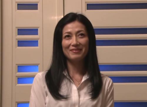 母子家庭ながらも真っ当に成長した息子の本心は母への思いで一杯だったｗ
