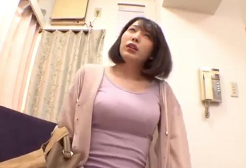 ああ！たまんねぇ！奥様のエロい体に配達員が暴走ｗ