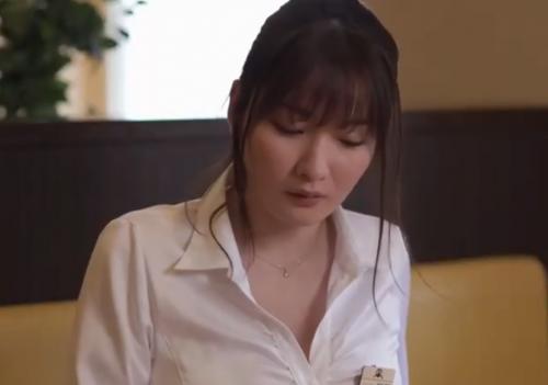 夫婦生活がうまく行ってない人妻と一夜の関係を築いた後は、やりたい放題ｗ