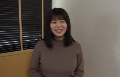 お役所仕事の地味系巨乳ちゃんが承認欲求を満たすために出会い系で男漁りｗ