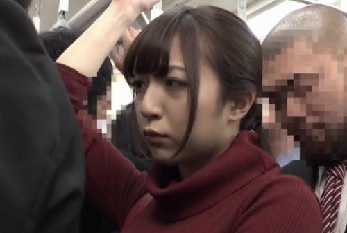 ぶっかけマーキングから始まる満員電車の悪夢のような出来事w