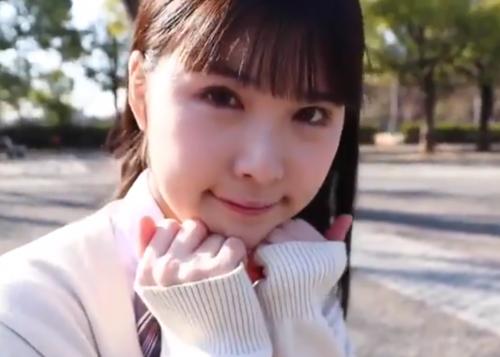 超個性的天然ＪＫが上目遣いでズッポリ咥えたちゃうｗ