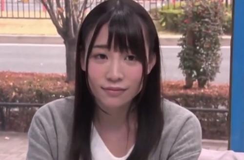 天然系ＪＤに質問！集中して考えてる間にズボッｗ
