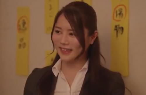 彼氏かまってもらえてないけど好き・・だった。予定外の出張で上司に女を目覚めさせられるｗ