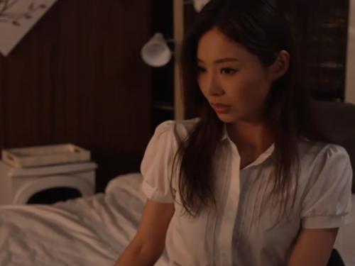 必ず更生させて見せる！転校してきた不良の策にハマる美人教師