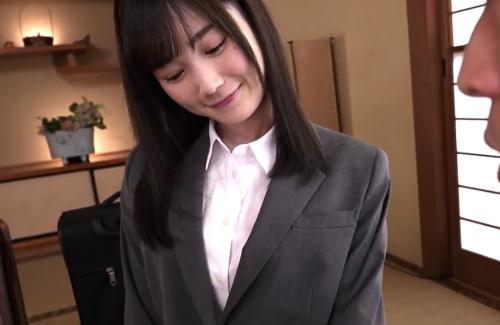お互い都合のいい関係値！後輩と出張相部屋で仕事よりＳ〇Ｘに精を出すｗ