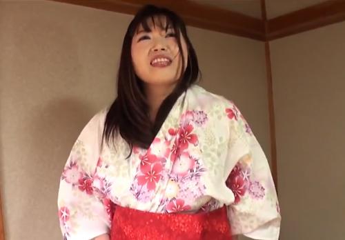 家族を差し置いて不倫旅行に行っちゃう変態奥さんｗ