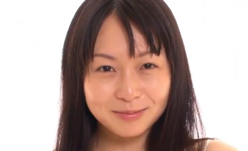 羞恥の極み！ノーメイクの生肌に上質タンパク質補充ｗ