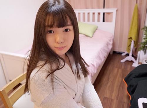 ザーメン大好き！ゴックン大好きな現役JDにチンポ磨きをしてもらってお口の中に大量射精！