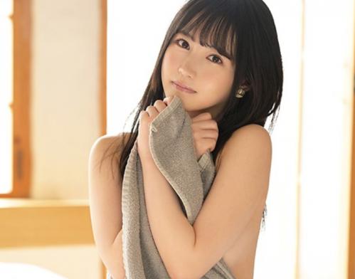 顔はあどけないけど脱いだら破壊力抜群な爆乳おっぱいを持つ美少女と濃密ハメハメｗ