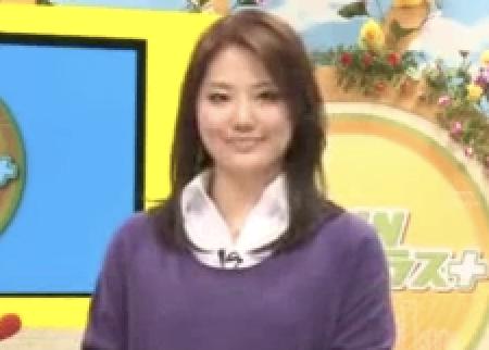 笑顔で放送女子アナちゃんw白い液体が飛び交う情報番組！