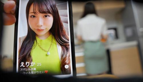 マチアプで出会ったお姉さんを直接家に連れ込んで無許可で中出しを決めるｗ