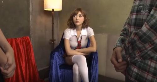 S級美女！スタイル抜群のドS娘に童貞が筆下ろし！明日香キララ　