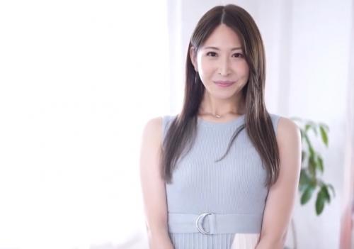 超抜群プロポーションの女神が潮吹きＳ〇Ｘ！