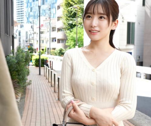 職場に最近はいったアルバイトのかわいすぎる奥さんを自宅に連れこんで無許可中出しｗ