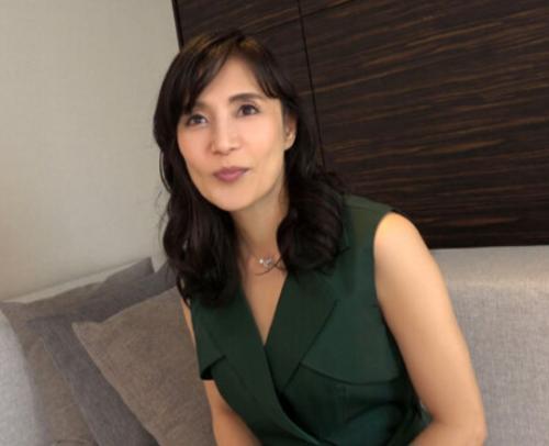 【平岡里枝子】ルックス抜群の完熟マダムと快楽行為に夢中になるハメハメSEX