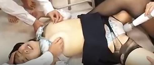 女性教師、美しい若い女性、エビ反り責め。凌辱アクメ。